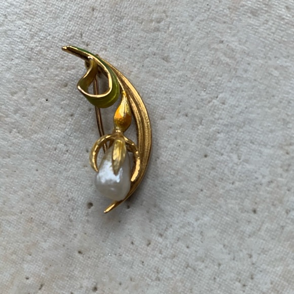 Victorian Antique Enamel 14k Gold Freshwater Pearl Lily Flower Brooch Pin - Picture 6 of 11